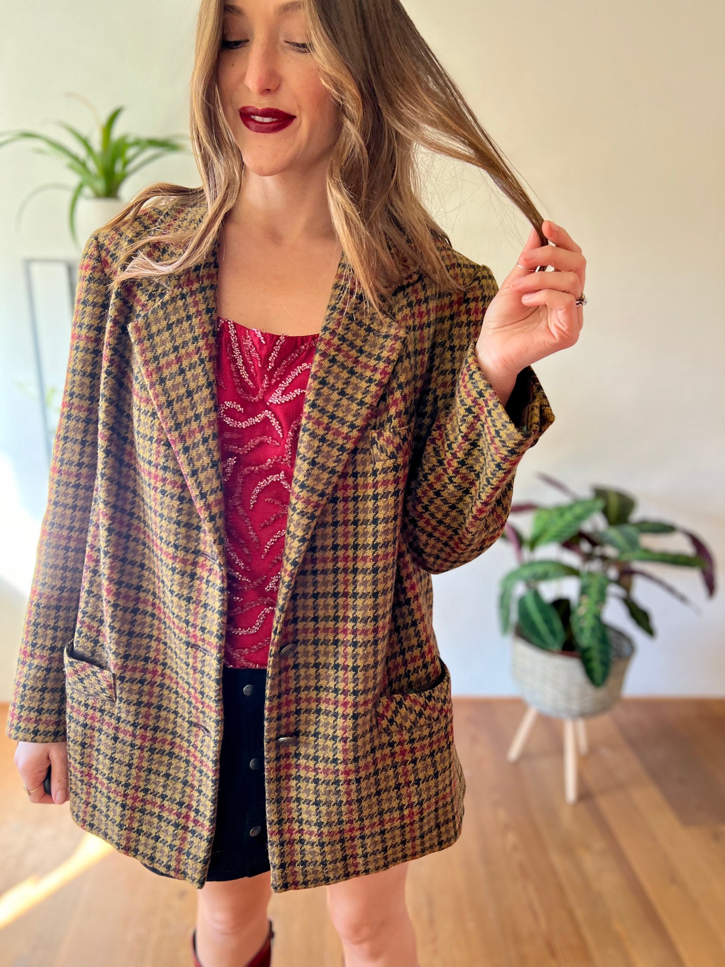 1970's vintage khaki, burgundy and black vintage houndstooth jacket