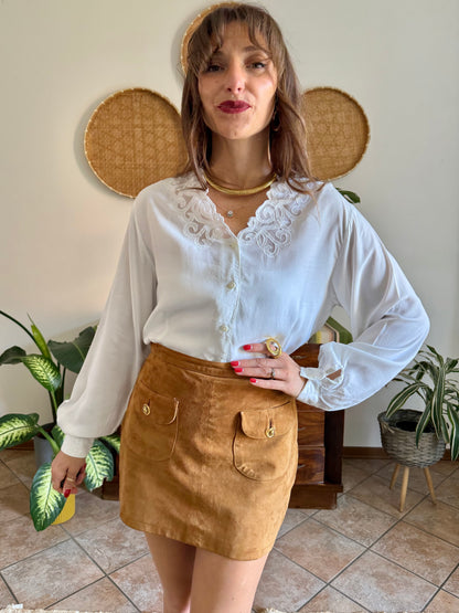 1970's vintage white blouse with embroidered collar detail