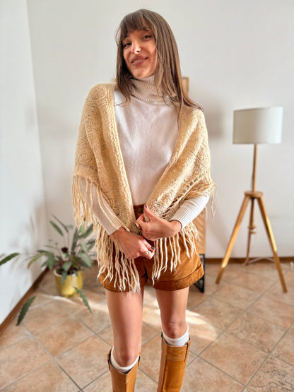 1970's vintage hand knit cream wool shawl with fringe detail
