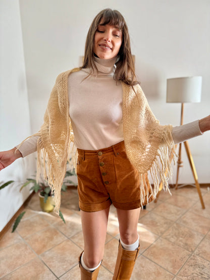 1970's vintage hand knit cream wool shawl with fringe detail
