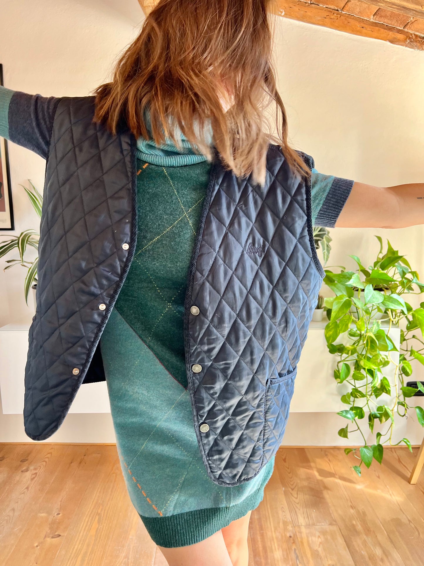 1970's vintage oversize navy blue quilted vest