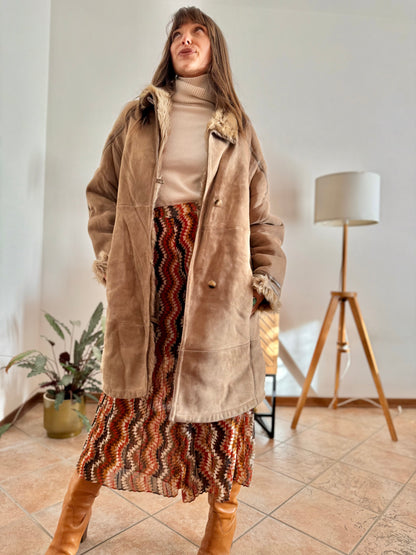 1970's vintage beige shearling montone coat with beige lining