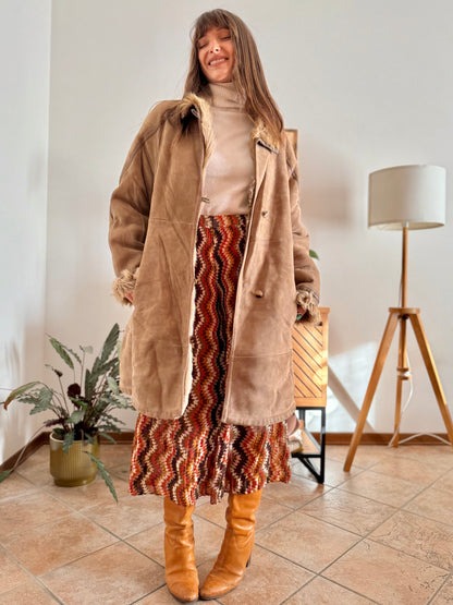 1970's vintage beige shearling montone coat with beige lining