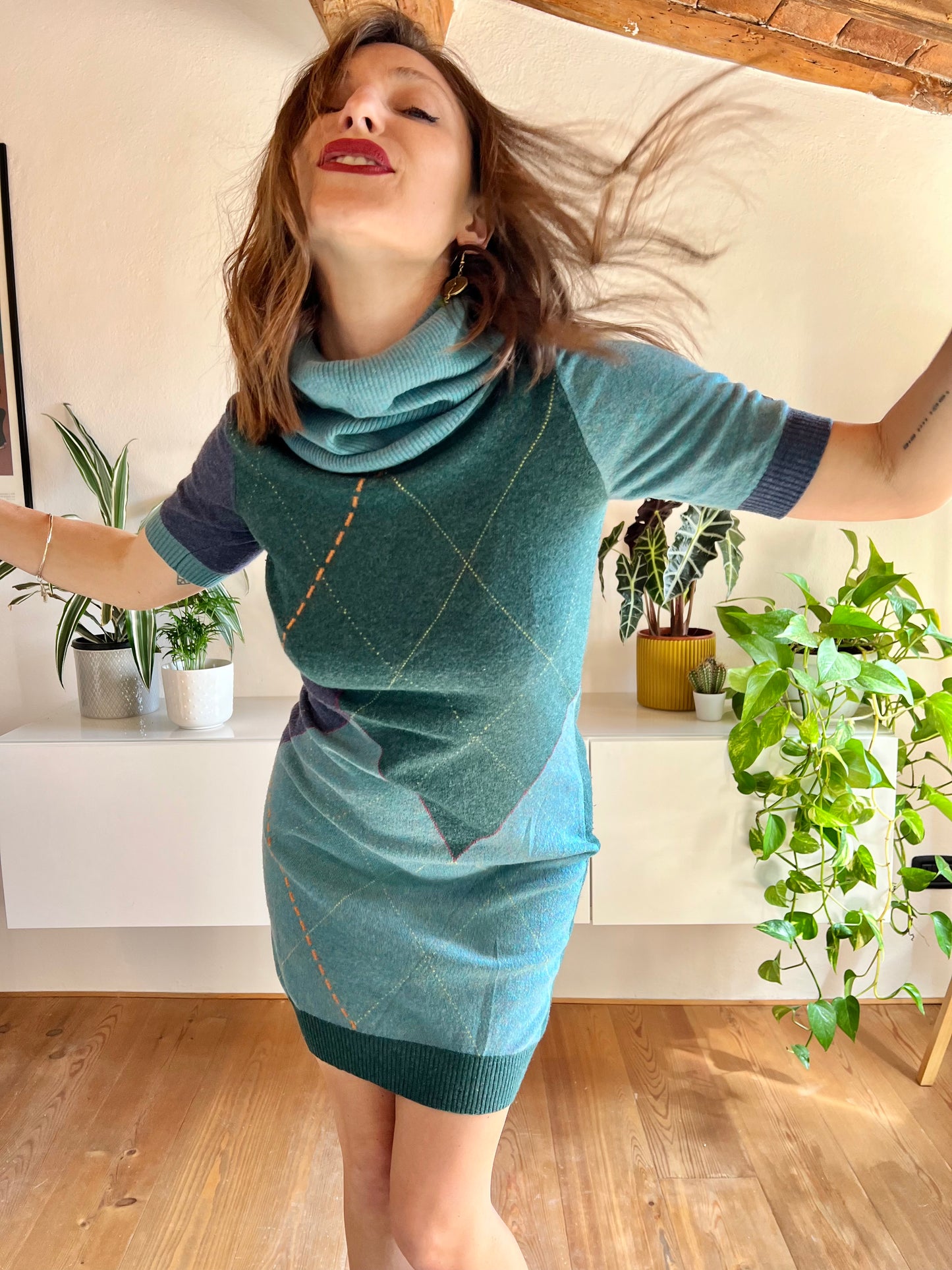 Y2K vintage turquoise and green argyle light weight wool mini dress