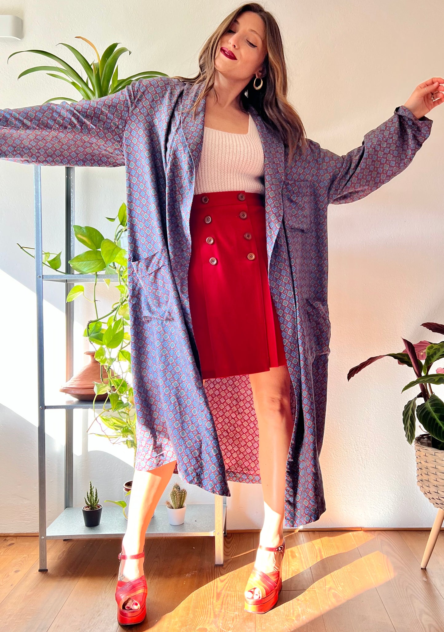 1970's vintage burgundy and blue paisley silk kimono