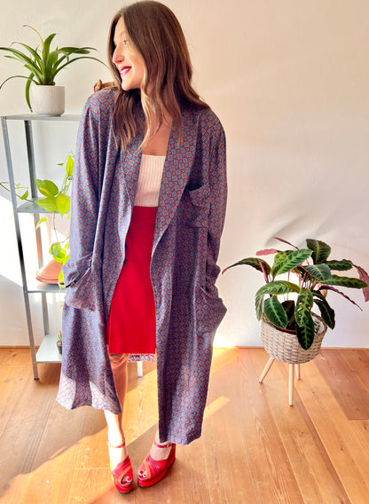 1970's vintage burgundy and blue paisley silk kimono