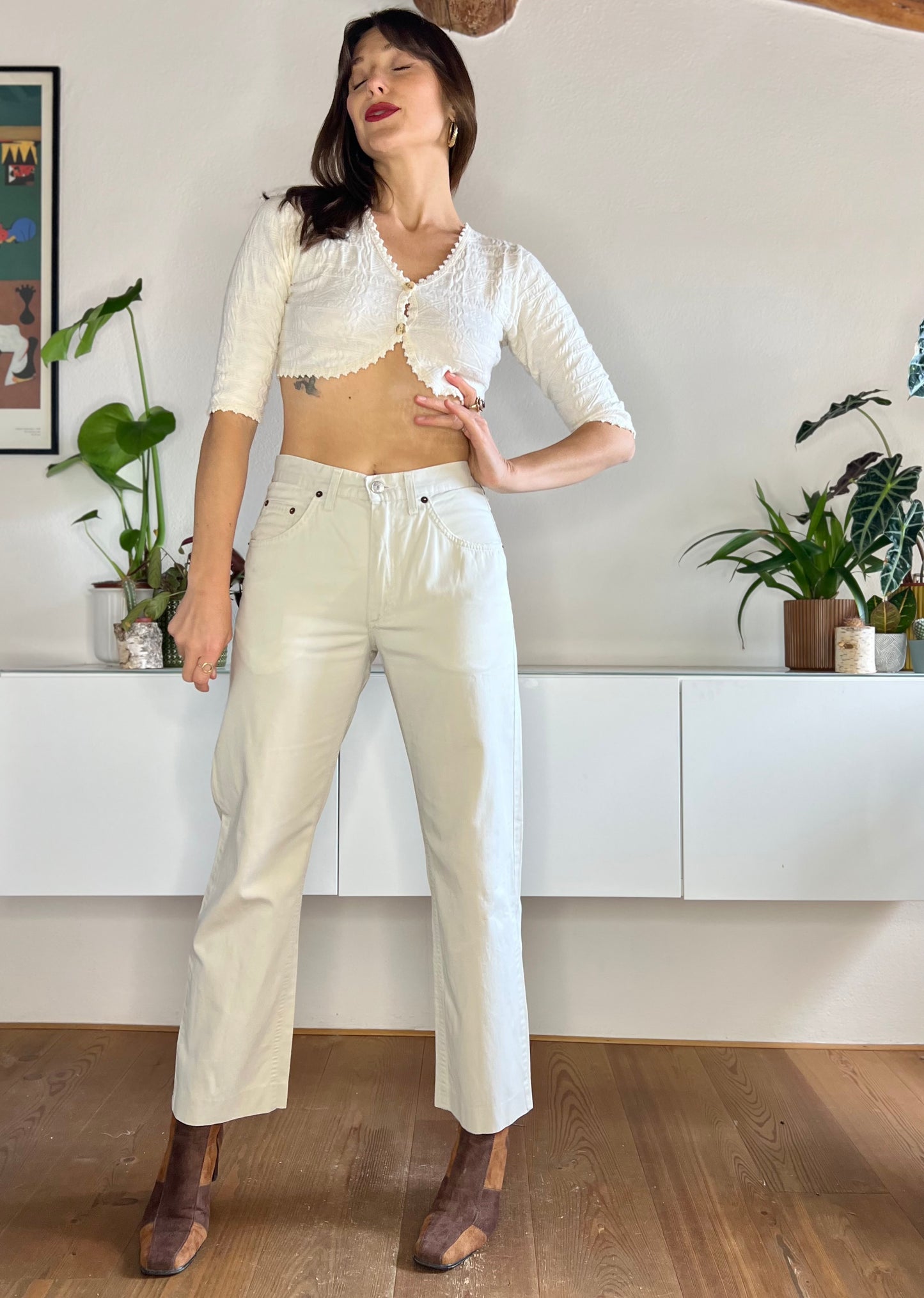 1980's vintage high waisted cream jeans