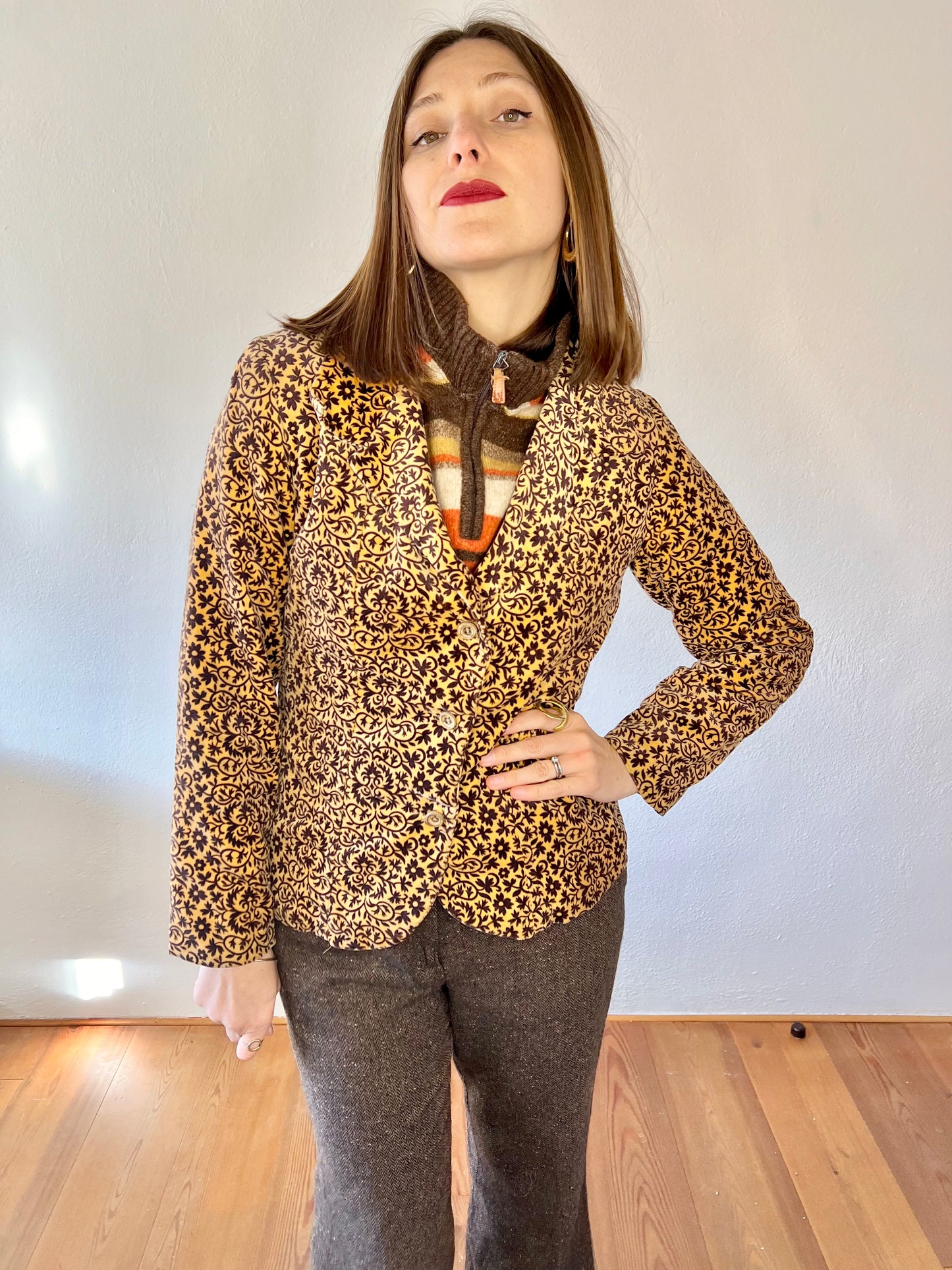 1970's vintage beige and brown floral velvet blazer