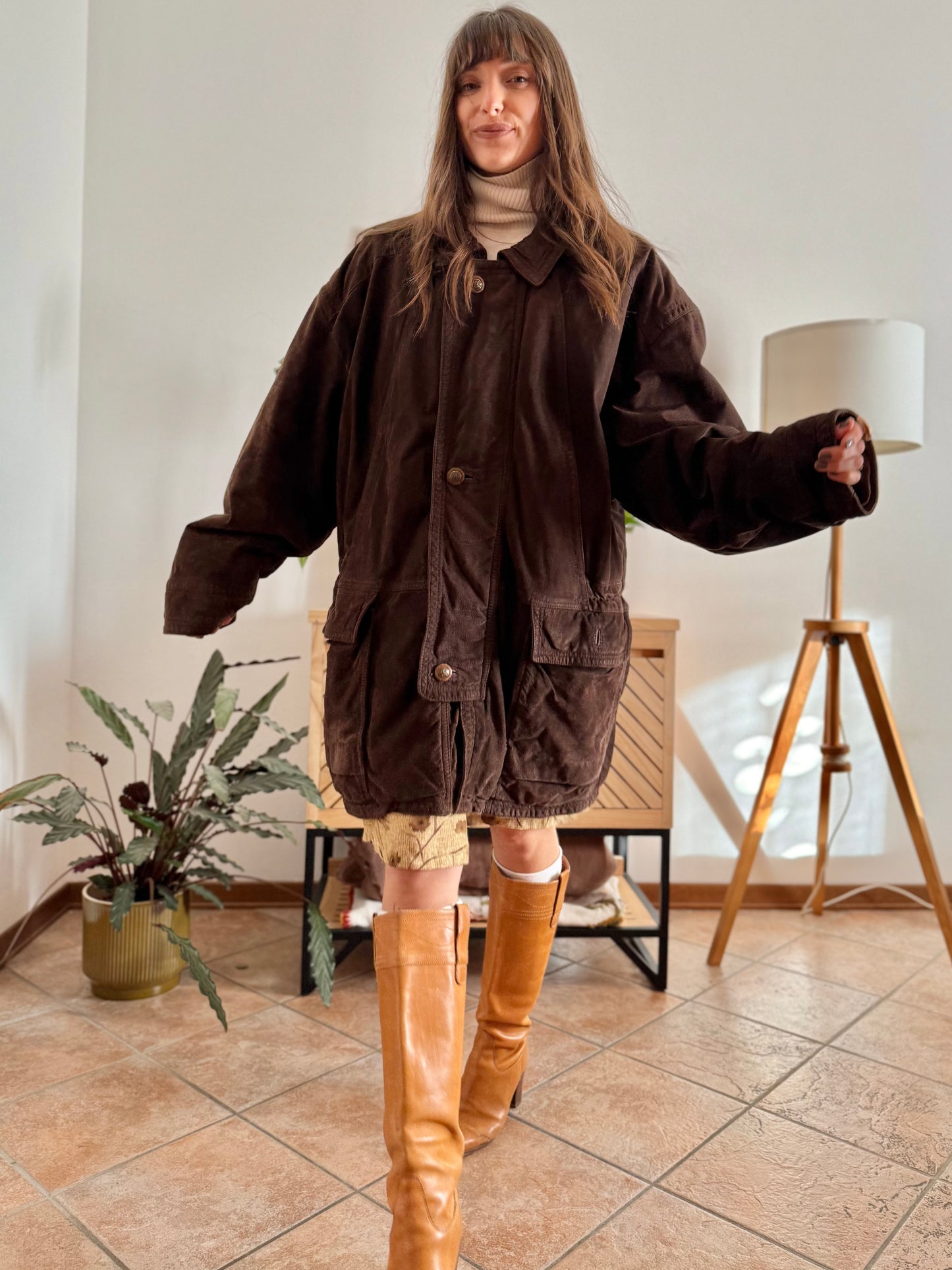 1980's vintage dark chocolate brown suede coat with plaid fleece lining