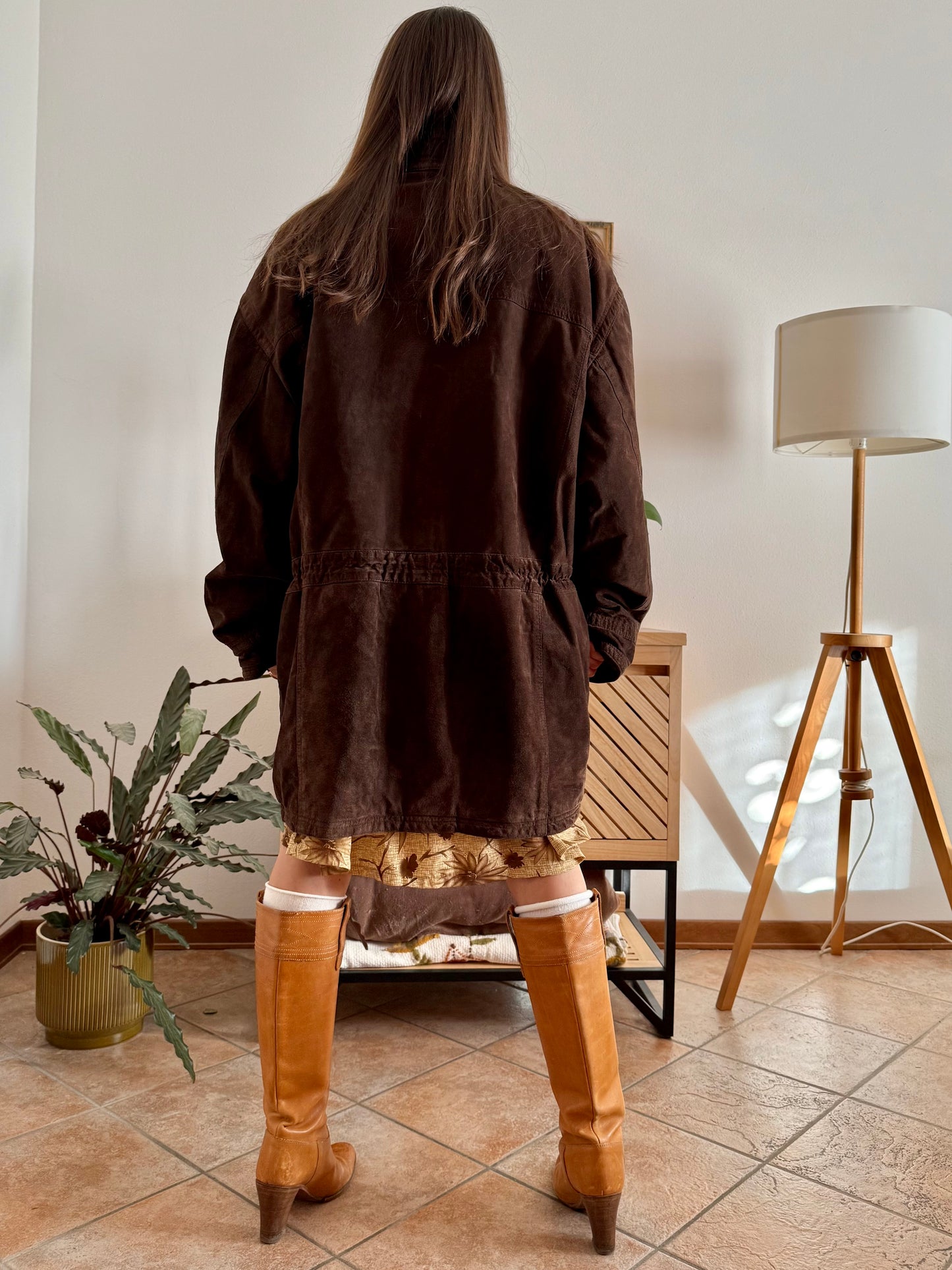 1980's vintage dark chocolate brown suede coat with plaid fleece lining