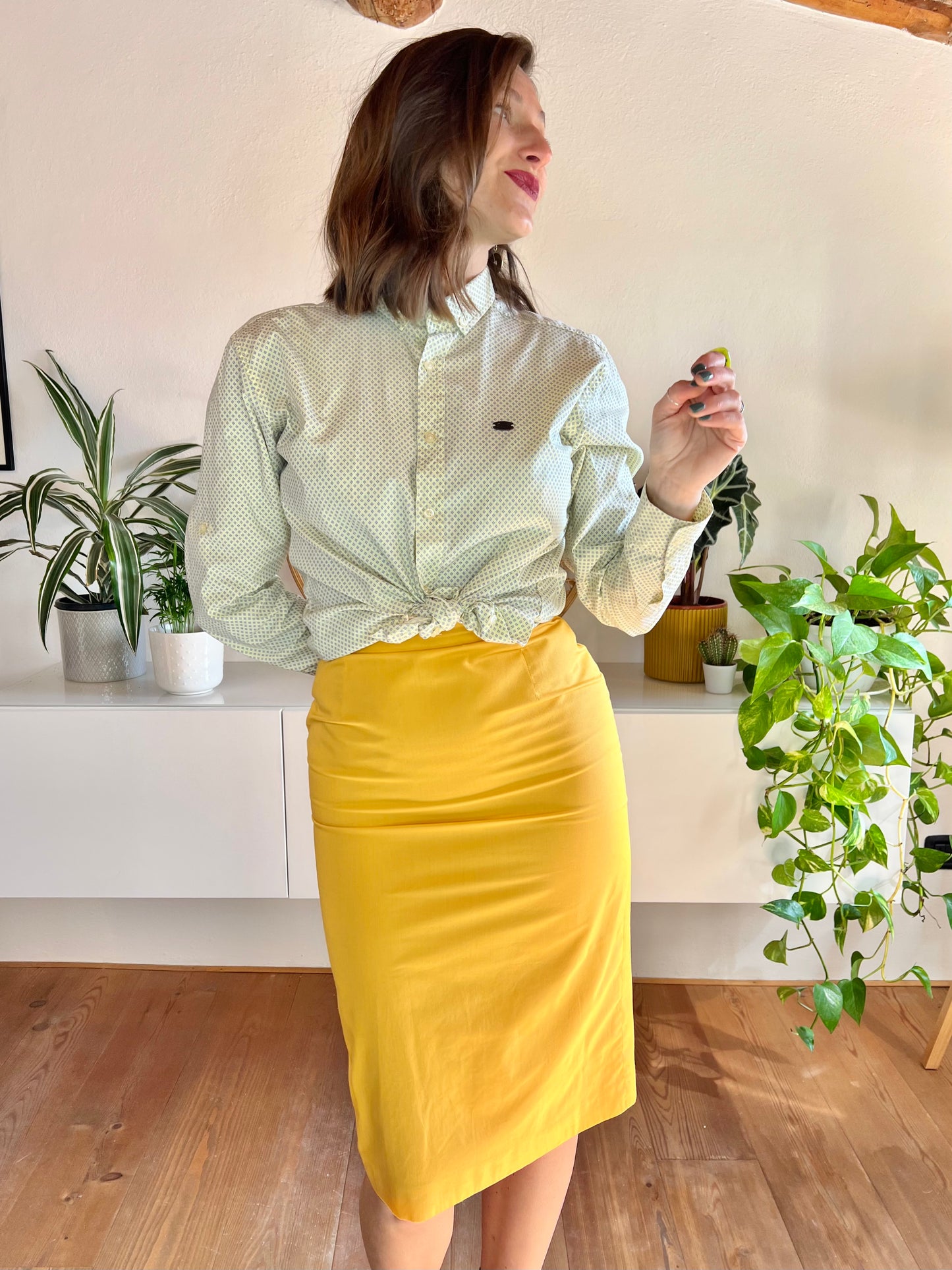 1970's vintage canary yellow cotton pencil skirt