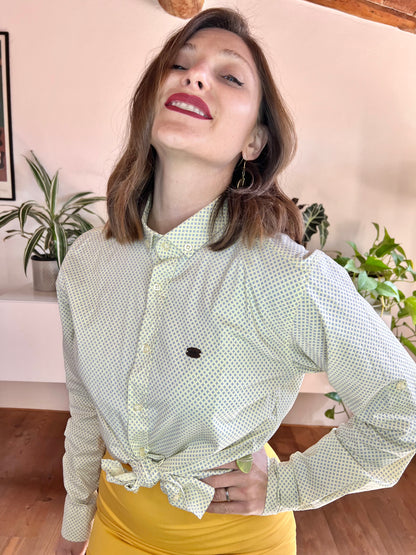 1990's vintage butter yellow shirt with blue geometric print