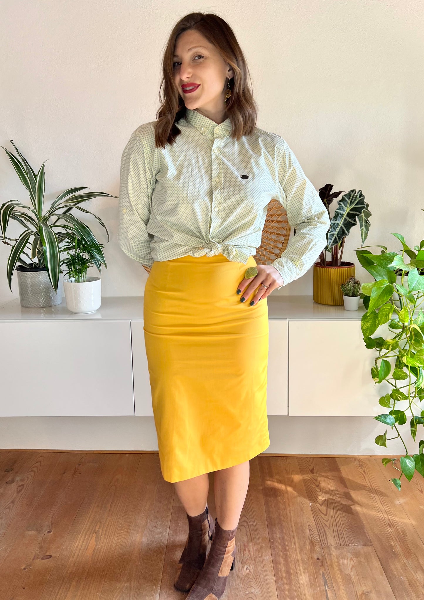 1970's vintage canary yellow cotton pencil skirt