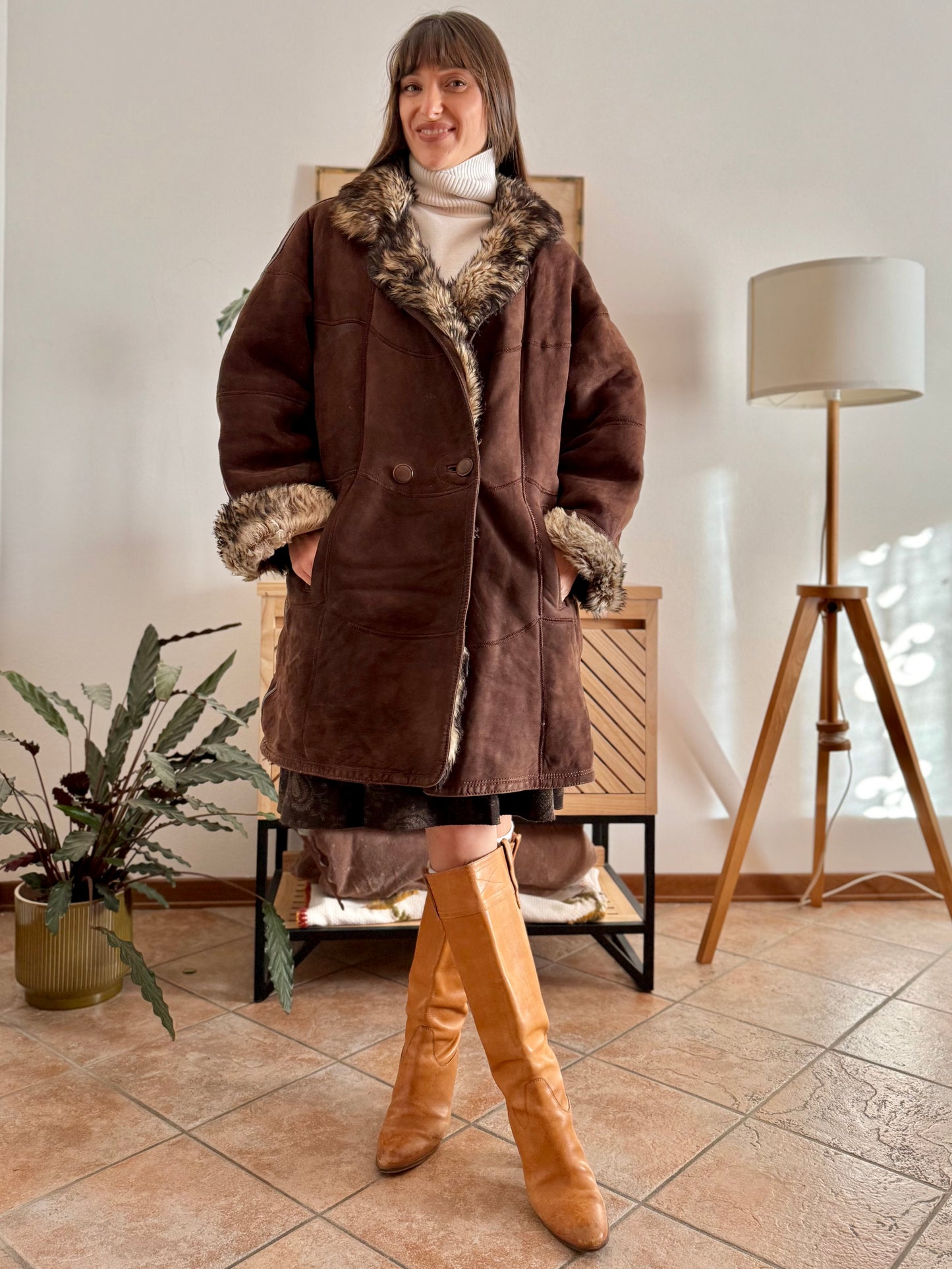 1970's vintage chocolate brown quilted shearling monotone coat with beige and brown lining