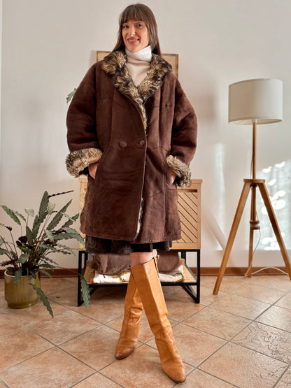 1970's vintage chocolate brown quilted shearling monotone coat with beige and brown lining