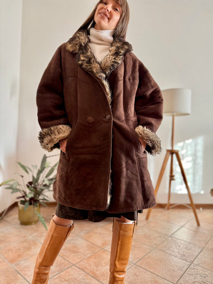 1970's vintage chocolate brown quilted shearling monotone coat with beige and brown lining