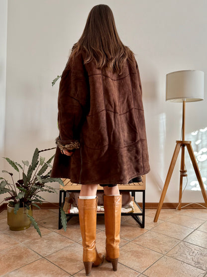 1970's vintage chocolate brown quilted shearling monotone coat with beige and brown lining