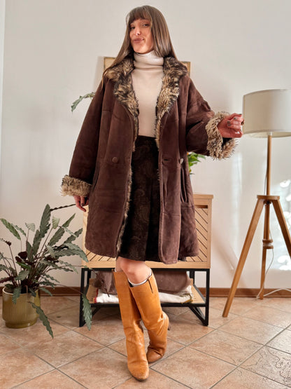 1970's vintage chocolate brown quilted shearling monotone coat with beige and brown lining