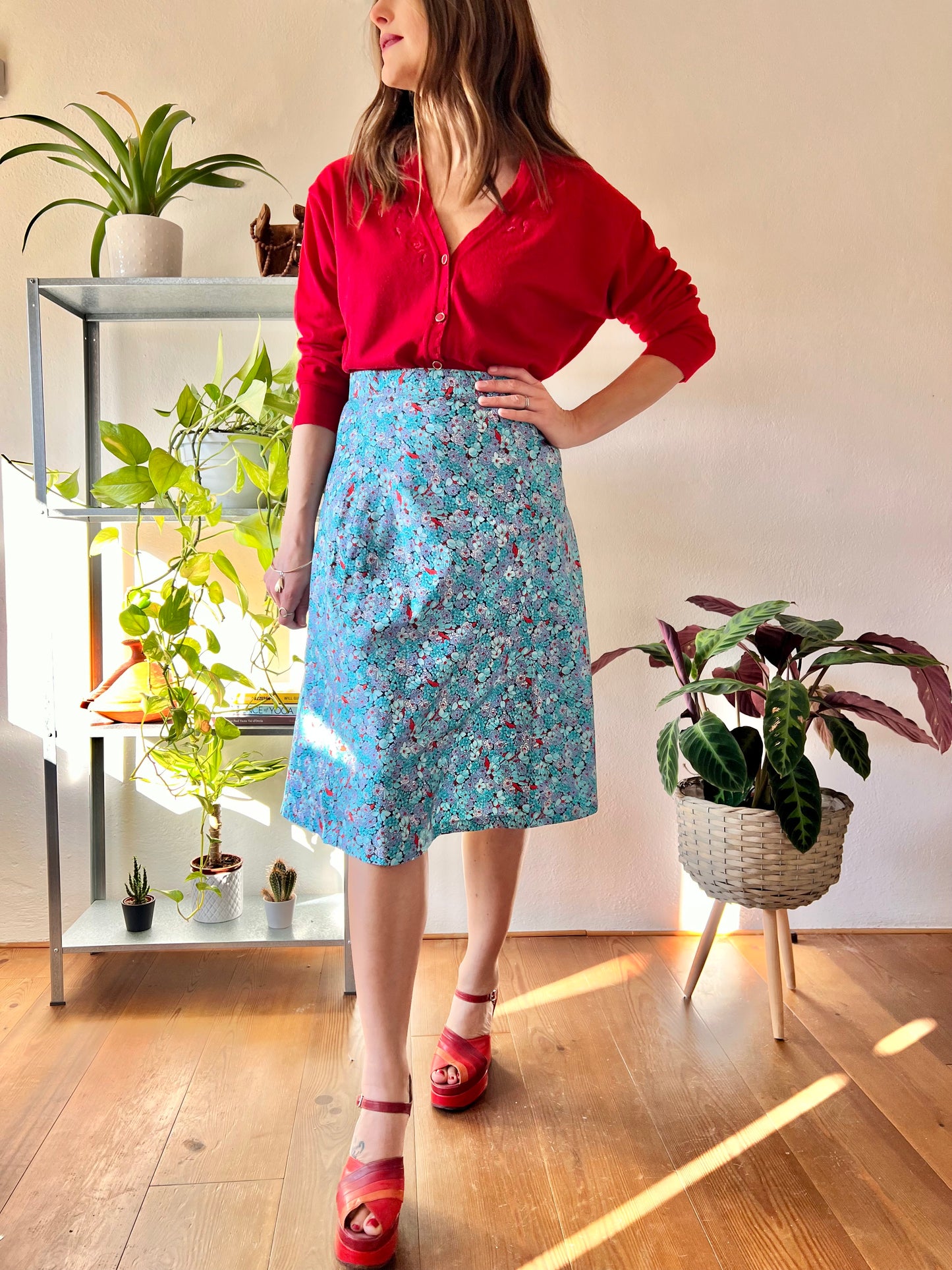 1970's vintage turquoise and red floral midi skirt