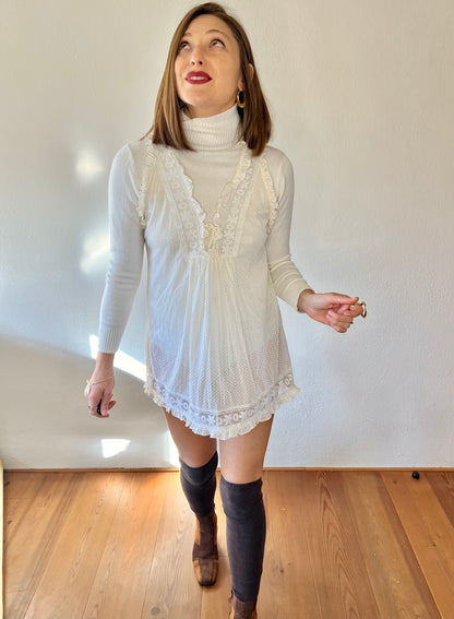 1970's vintage cream lace mini slip dress