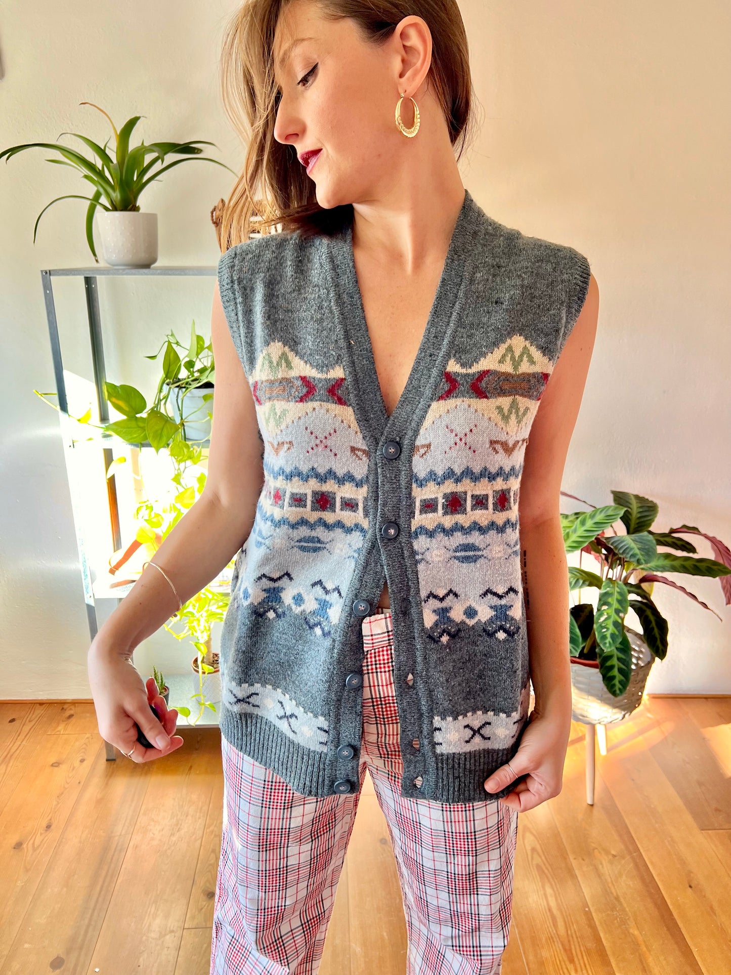 1970's vintage blue and burgundy geometric knit sweater vest