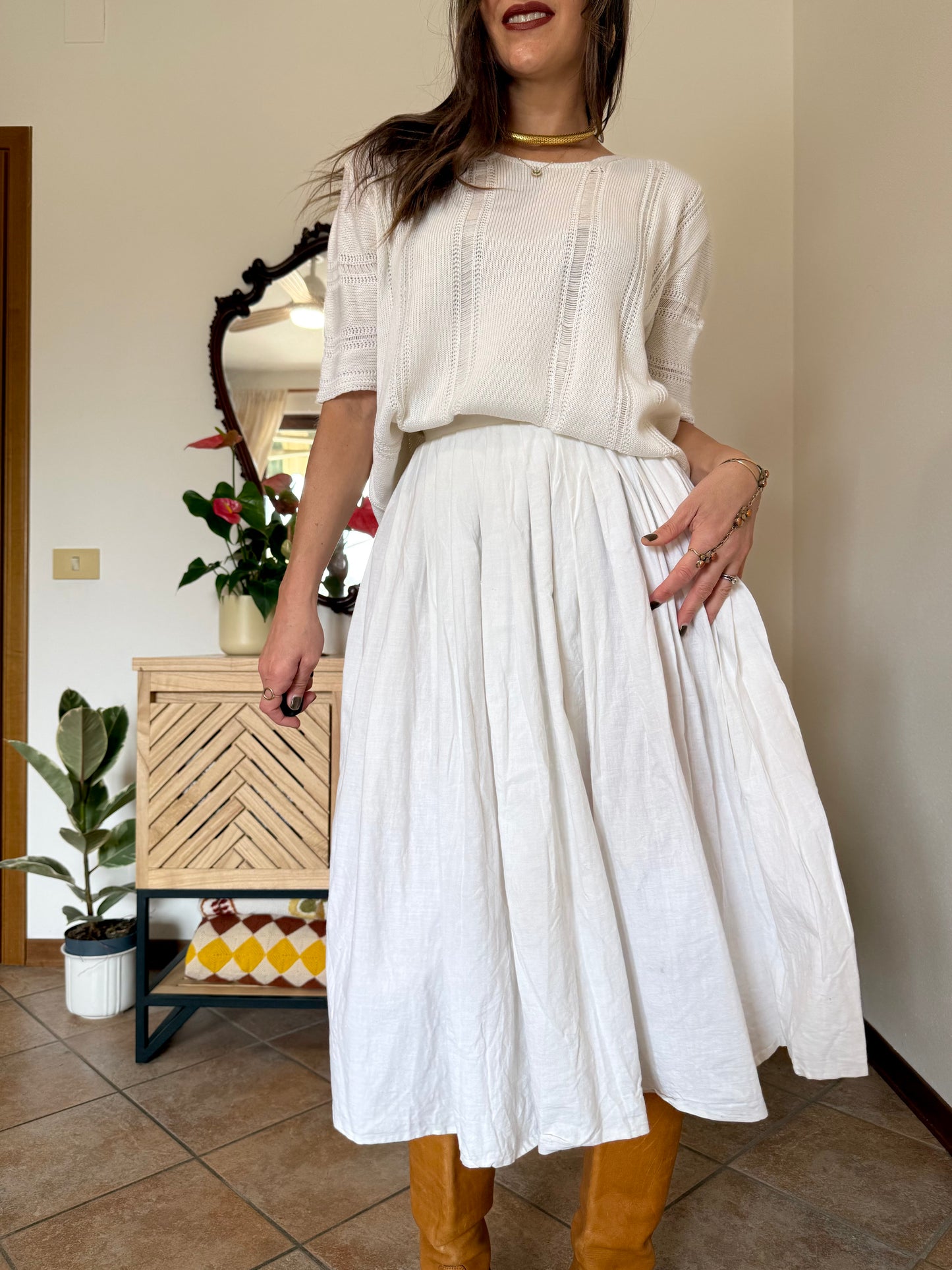 1970's vintage white cotton pleated waist midi skirt