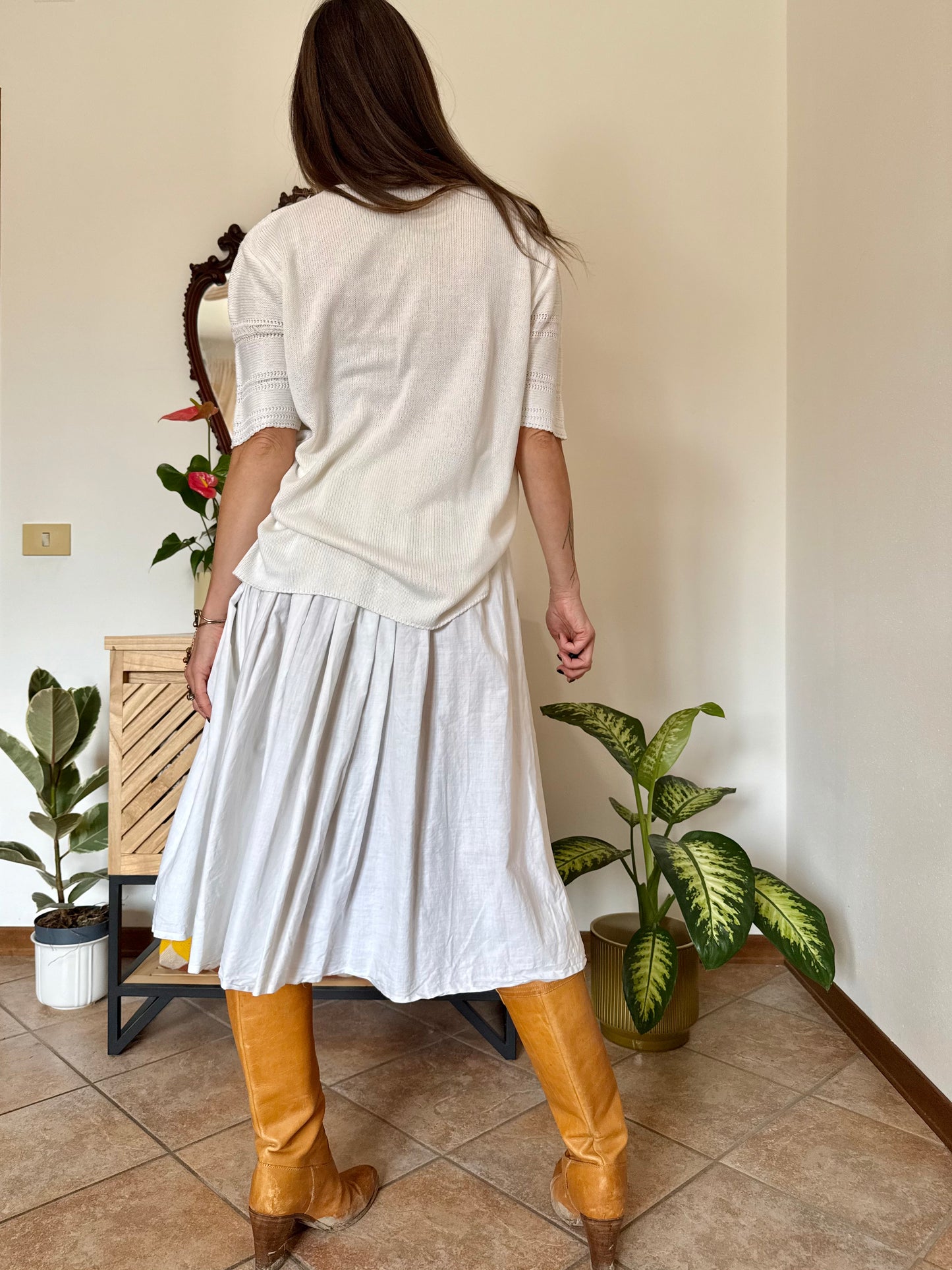 1970's vintage white cotton pleated waist midi skirt