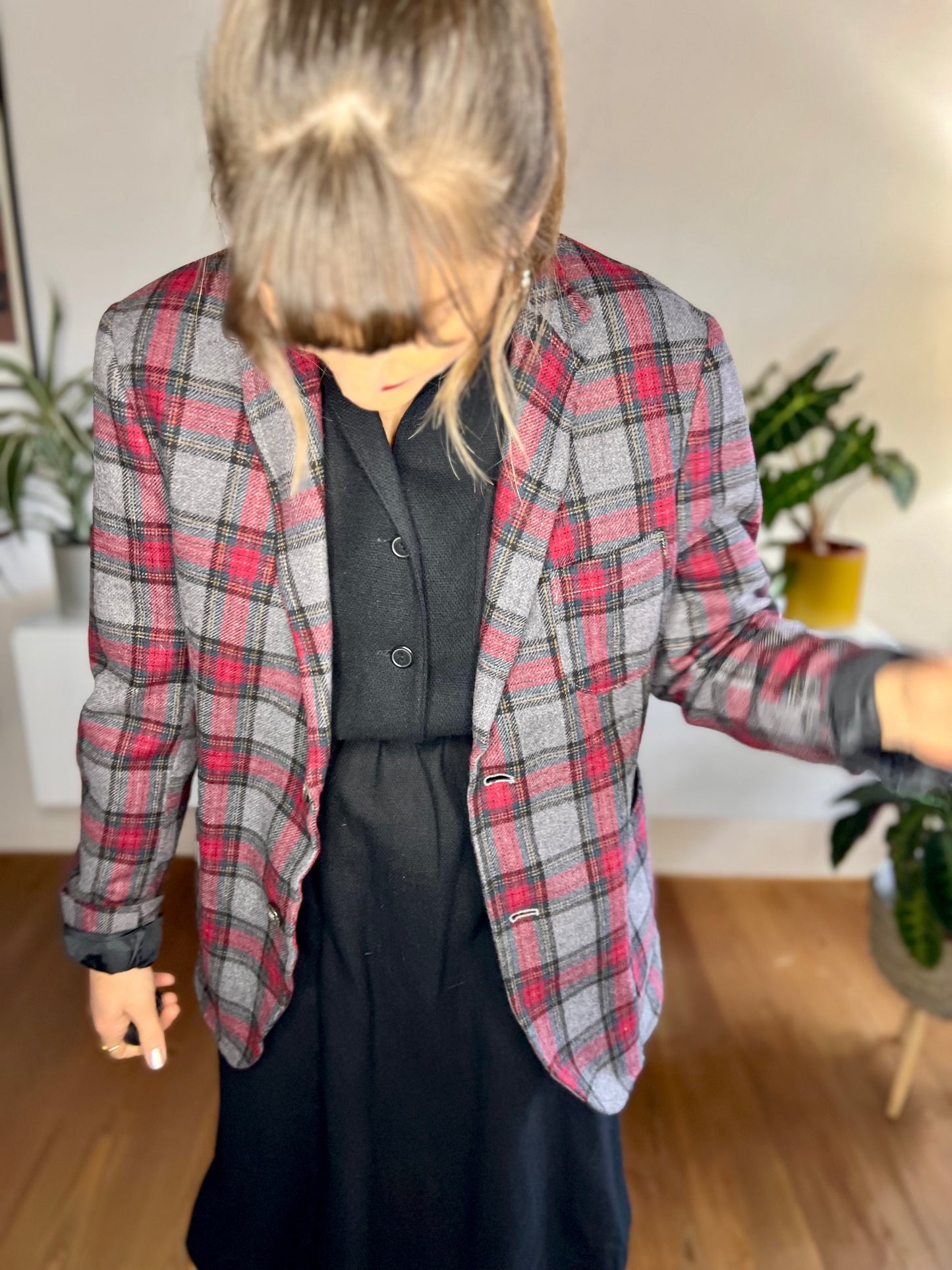 1990's vintage grey and burgundy oversize plaid blazer