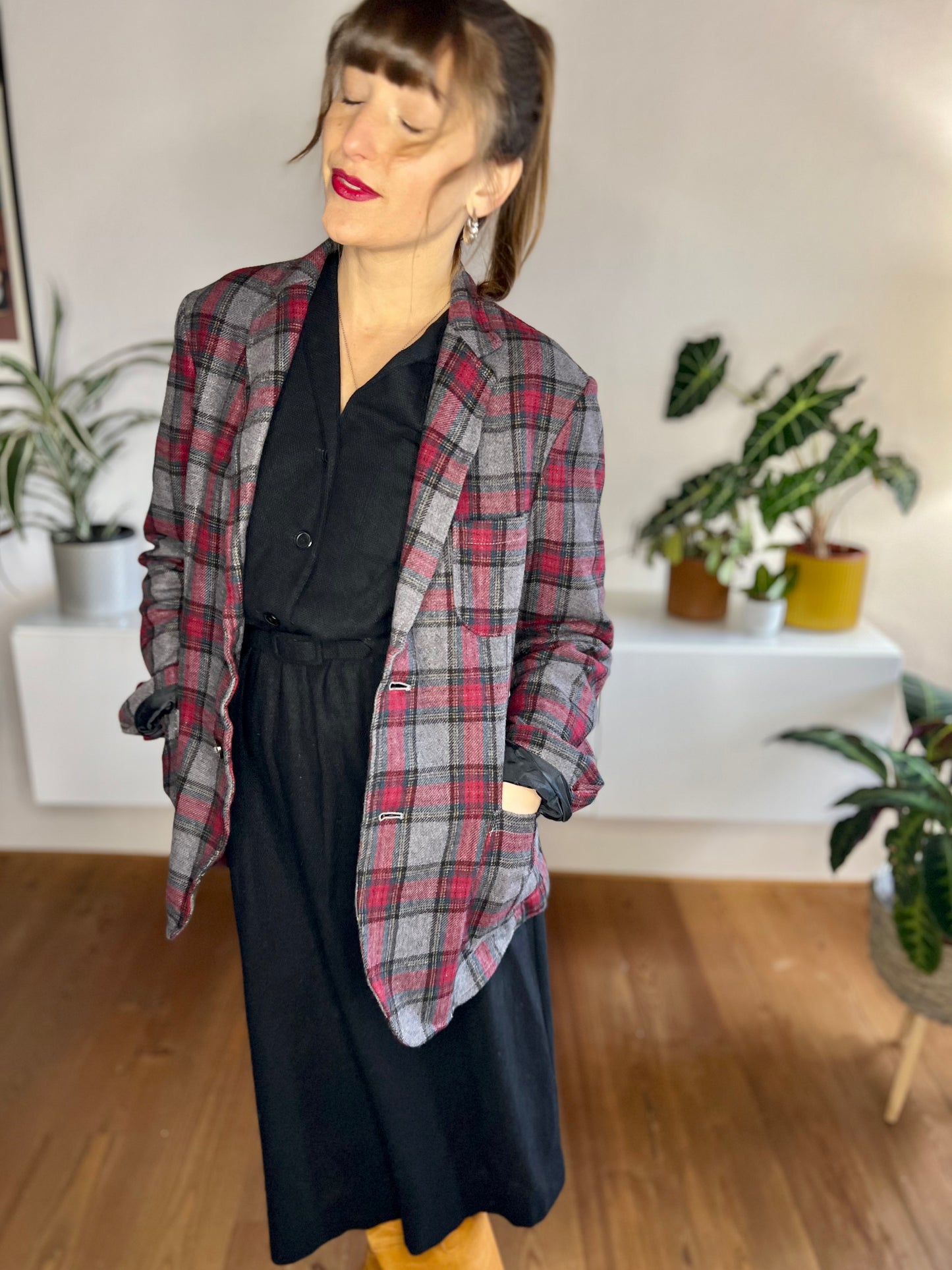 1990's vintage grey and burgundy oversize plaid blazer