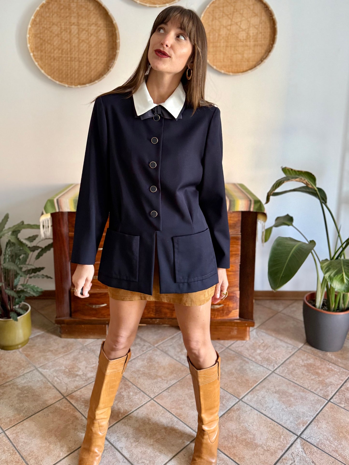 1970's vintage navy blue wool blazer with white collar and bow details