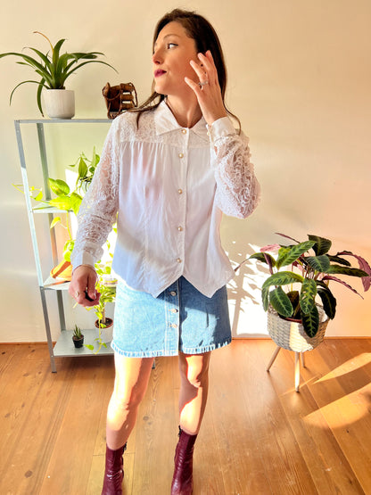 1980's vintage white blouse with lace sleeves