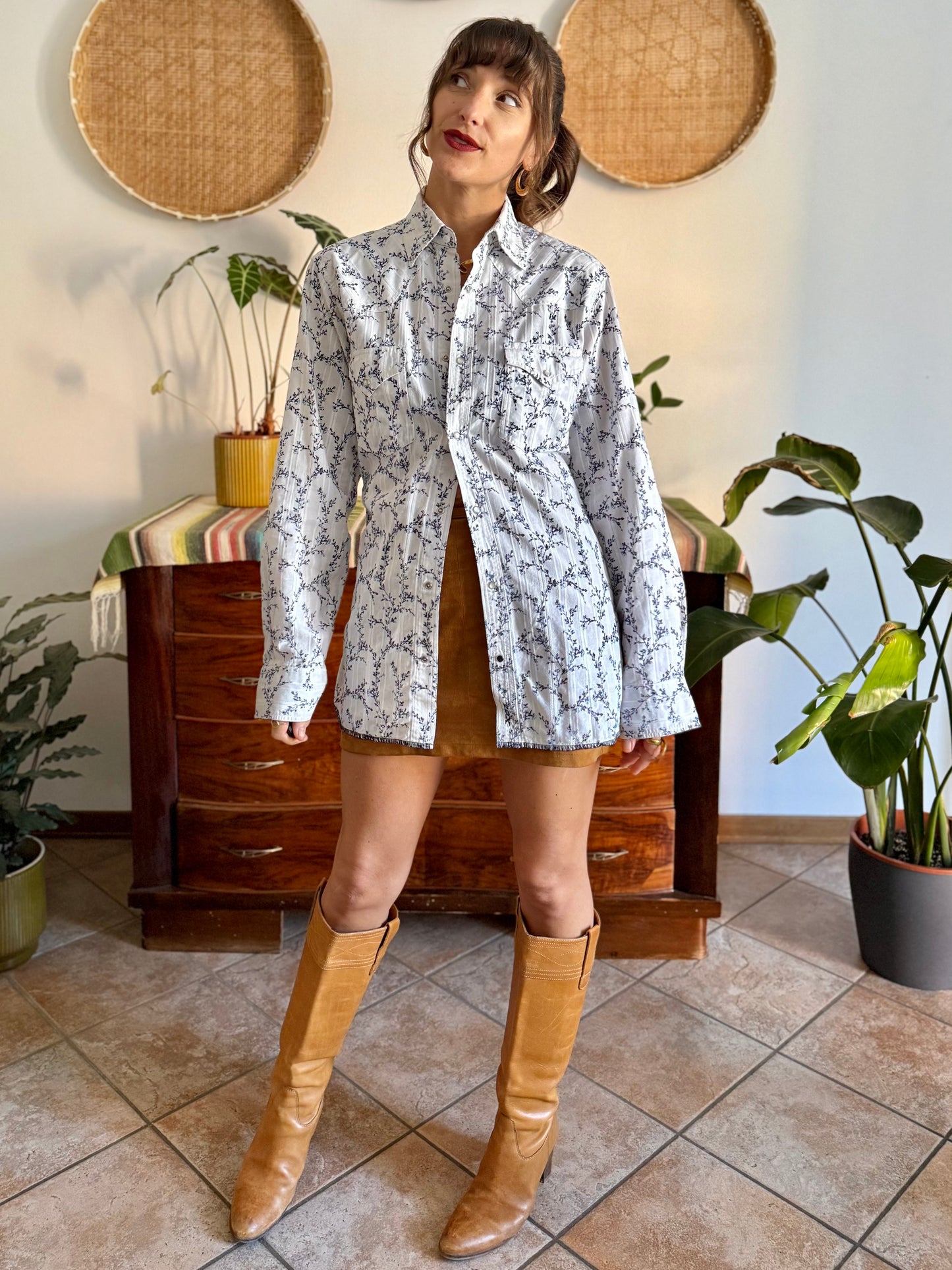 1990's vintage white pearl snap wester shirt with navy floral print