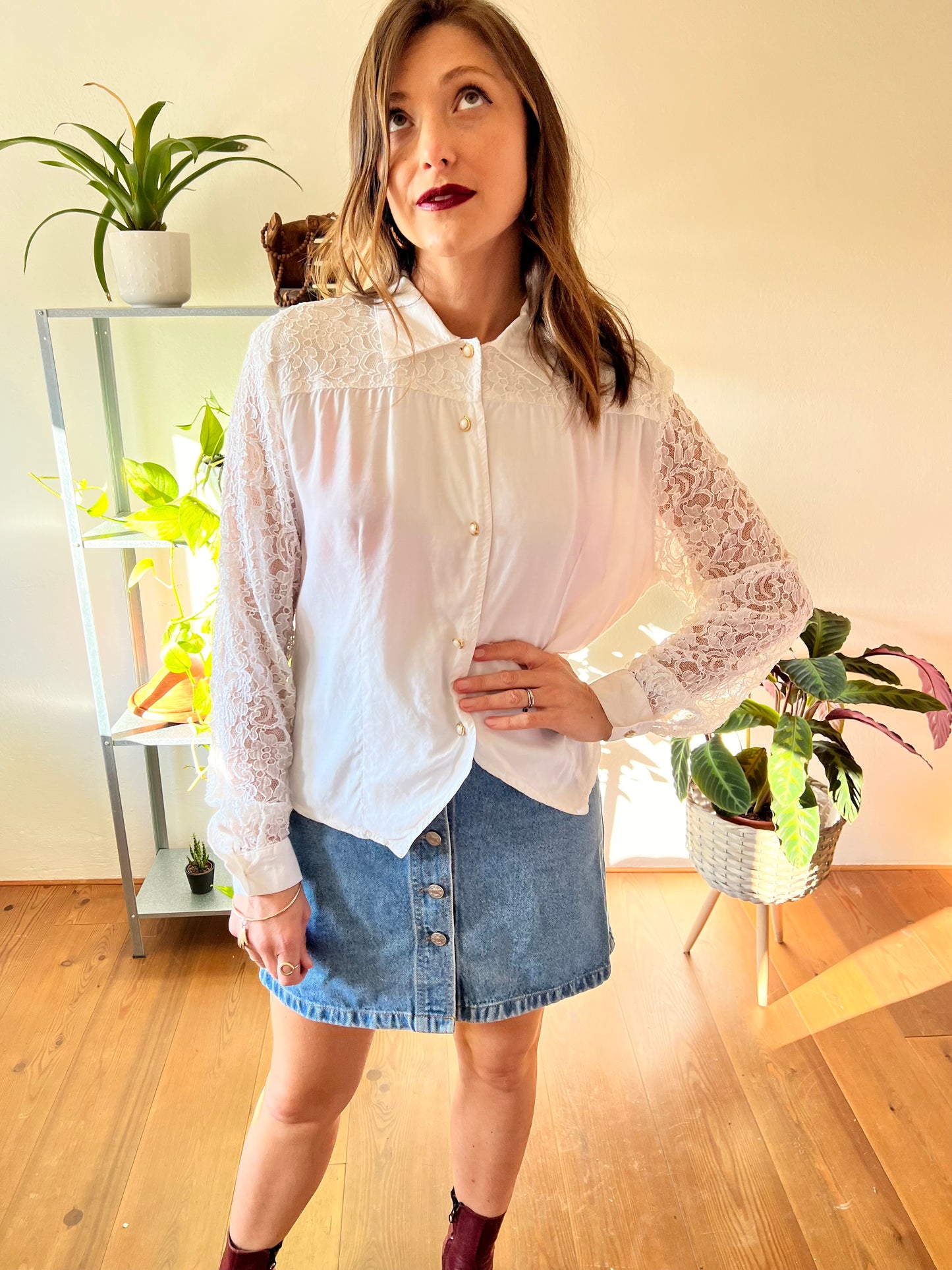 1980's vintage white blouse with lace sleeves