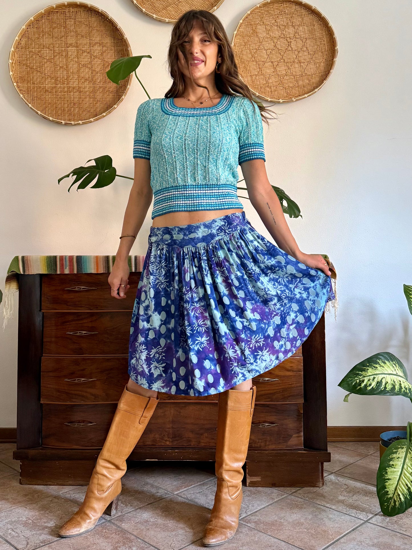 1970's vintage multi tonal blue and purple tie dye floral print skirt