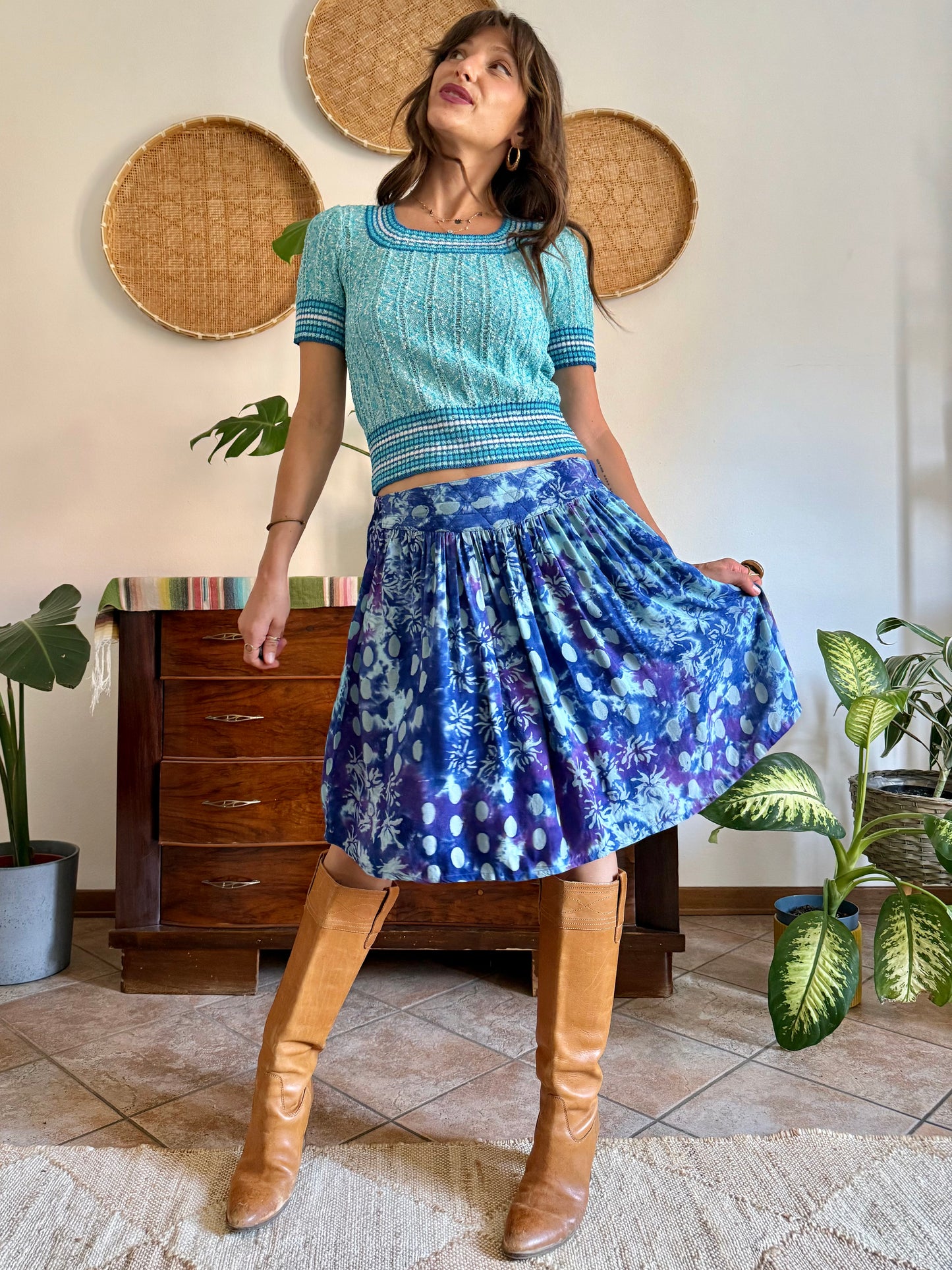 1970's vintage multi tonal blue and purple tie dye floral print skirt