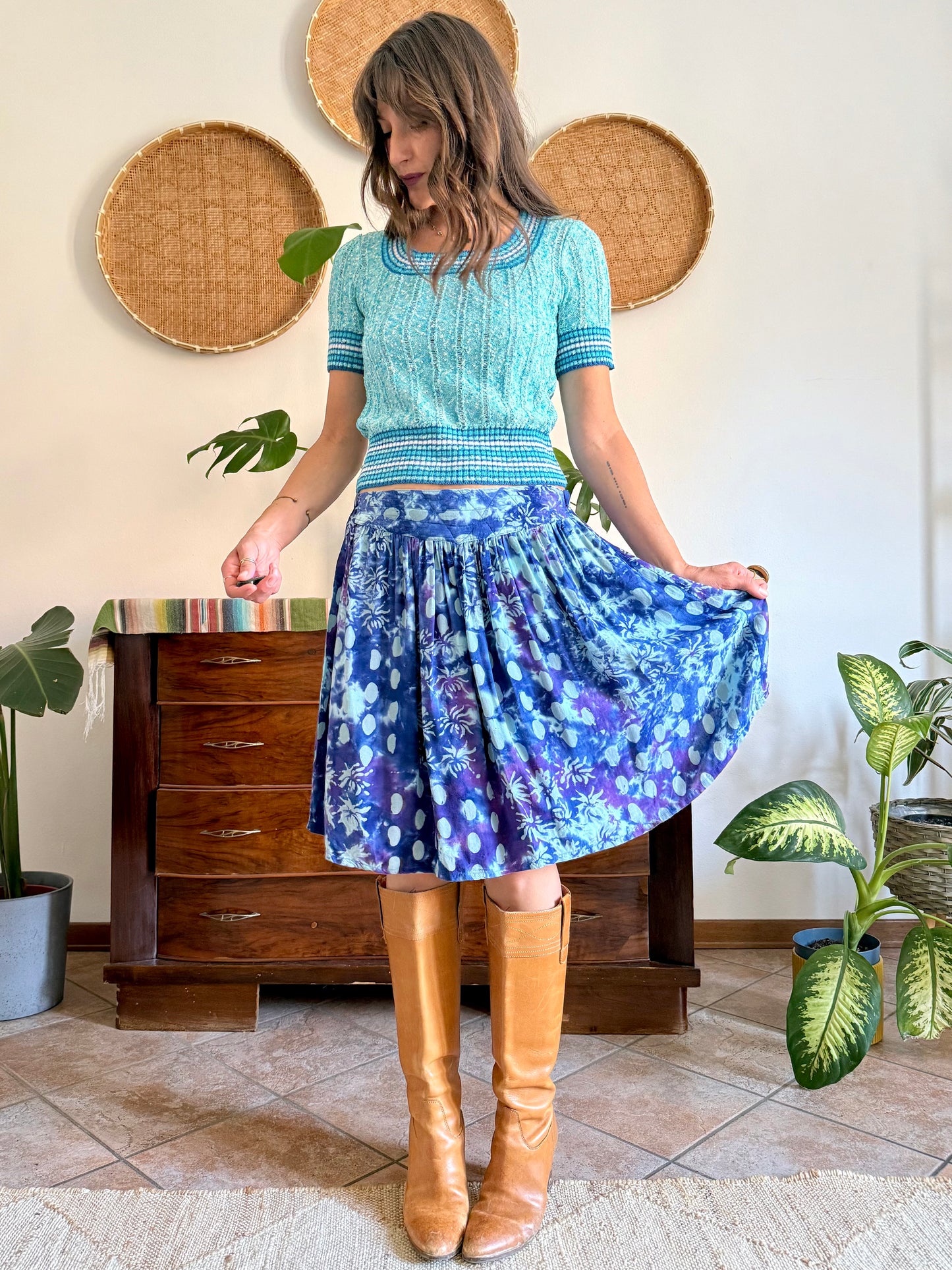 1970's vintage multi tonal blue and purple tie dye floral print skirt