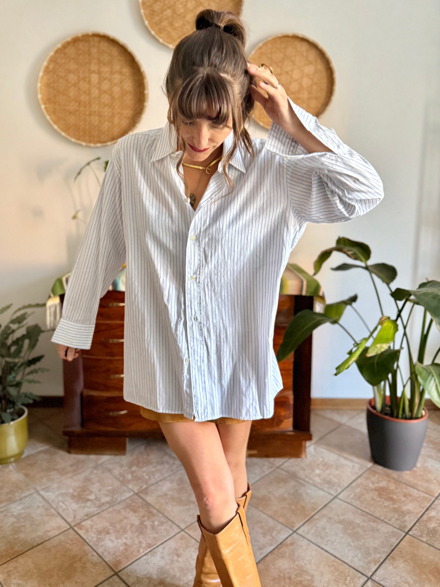 1970's vintage oversize white and light blue vertical strip shirt