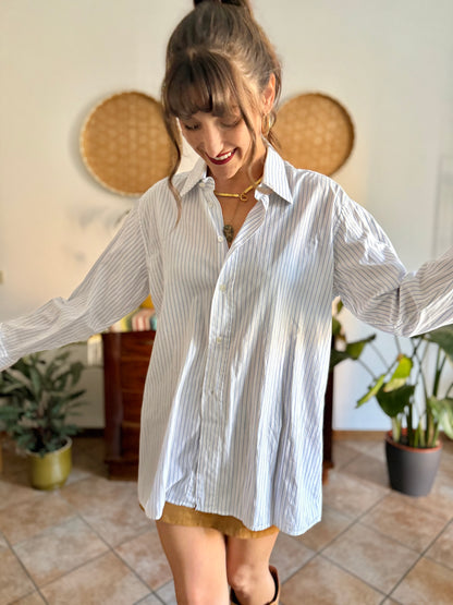 1970's vintage oversize white and light blue vertical strip shirt