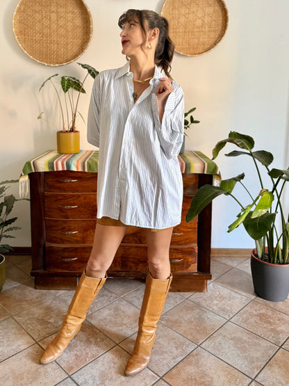 1970's vintage oversize white and light blue vertical strip shirt