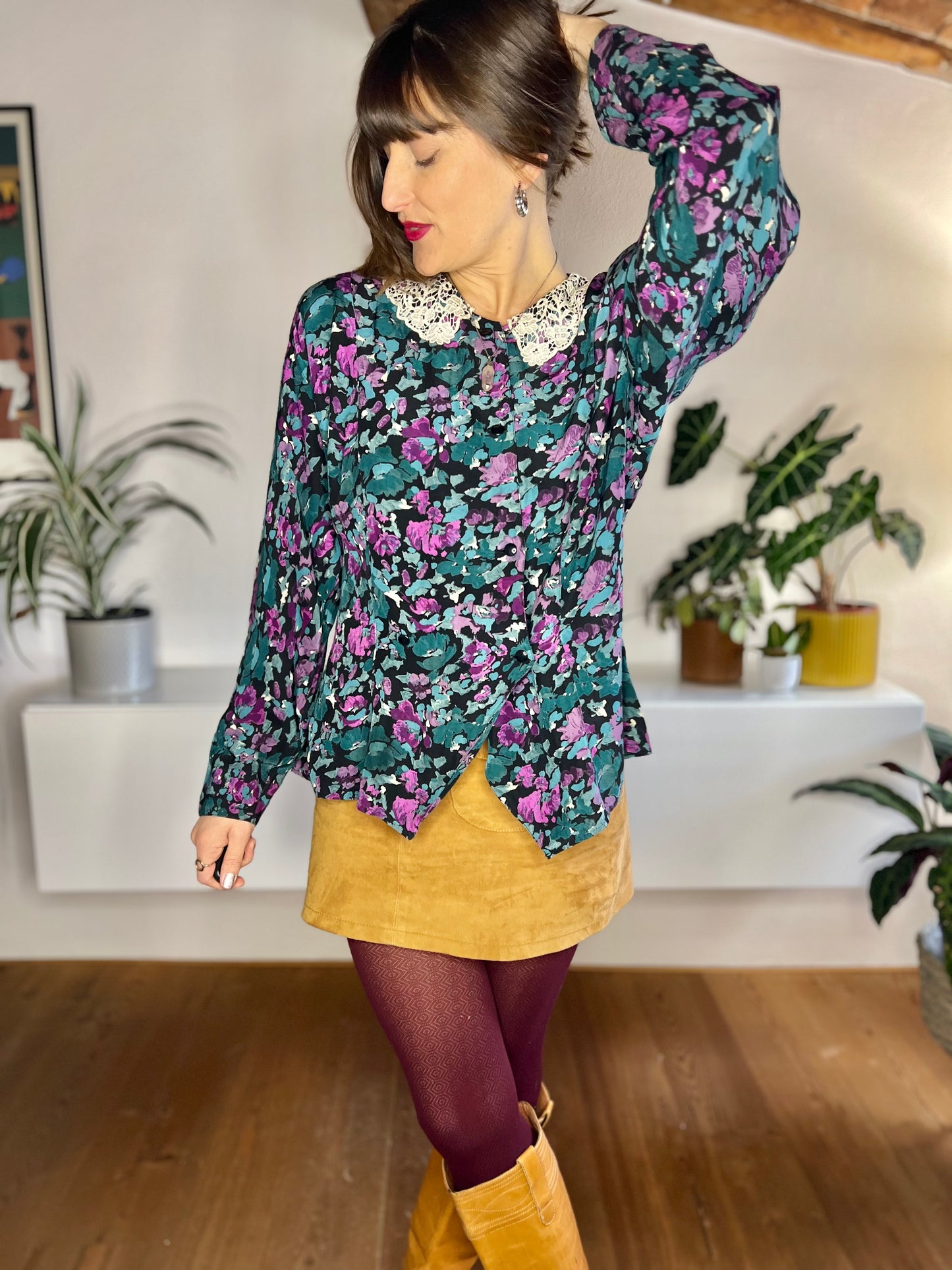 1970's vintage purple and turquoise floral blouse with lace collar