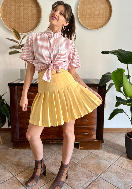 1990's vintage butter yellow pleated mini skirt