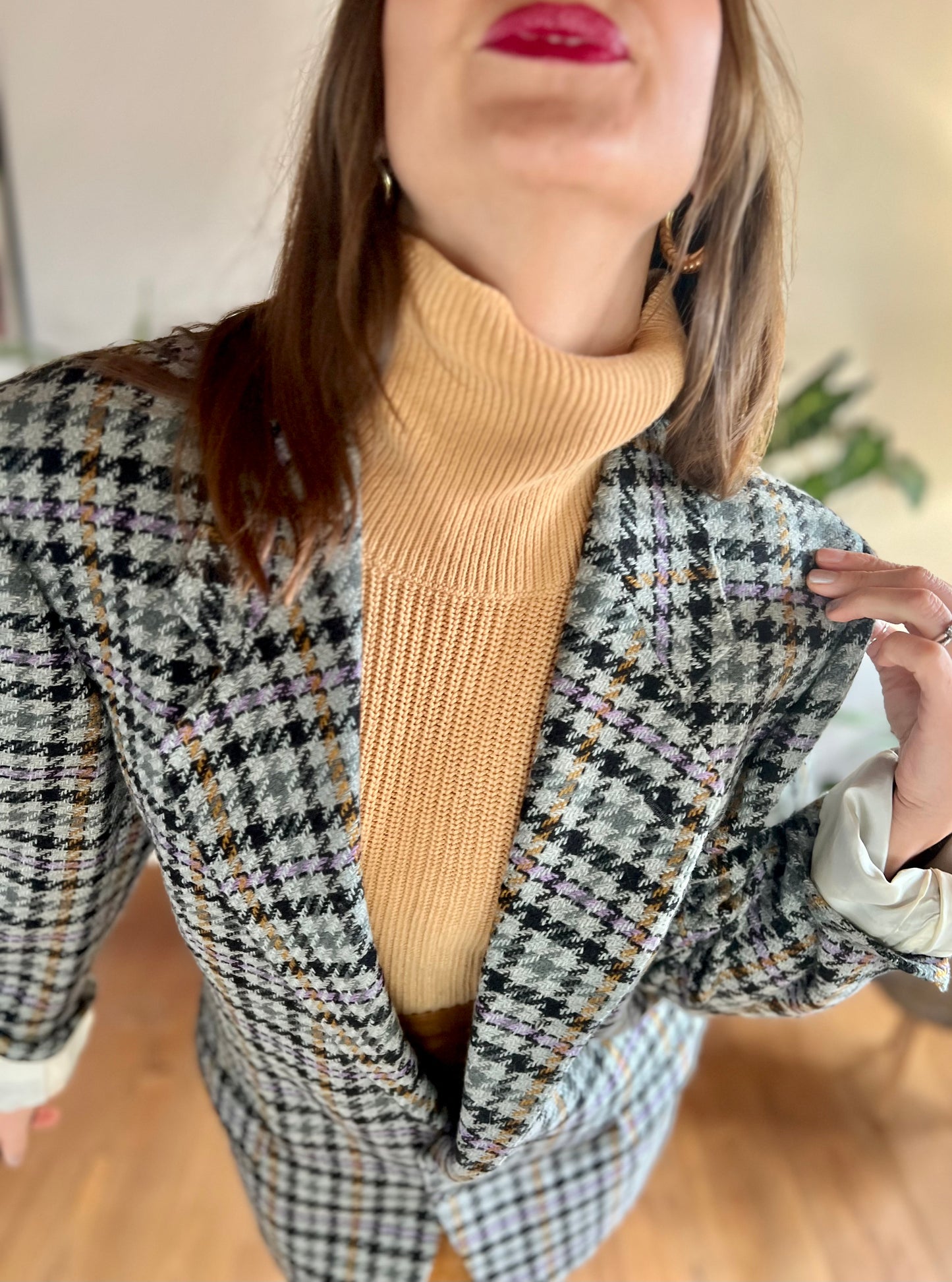 1970's vintage grey and purple oversize wool plaid houndstooth blazer