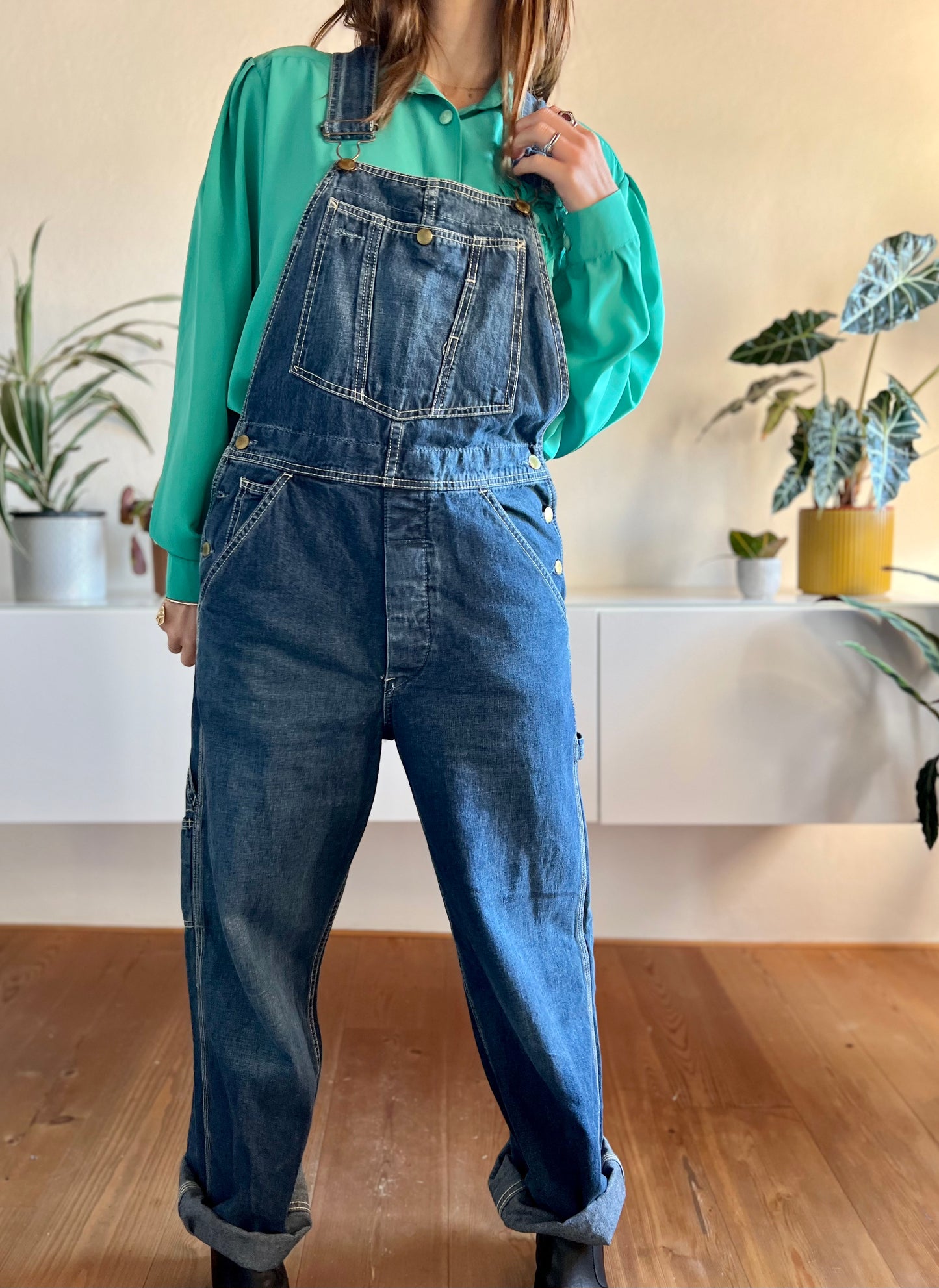 1990's vintage true blue Levi's denim overalls