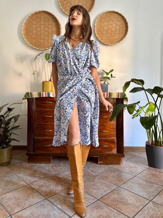 1970's vintage black and white daisy print midi dress with blue and lilac accents