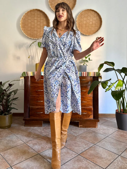 1970's vintage black and white daisy print midi dress with blue and lilac accents