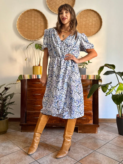 1970's vintage black and white daisy print midi dress with blue and lilac accents