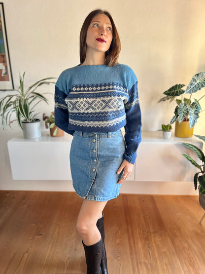 1970's vintage two tone blue fair isle wool pullover