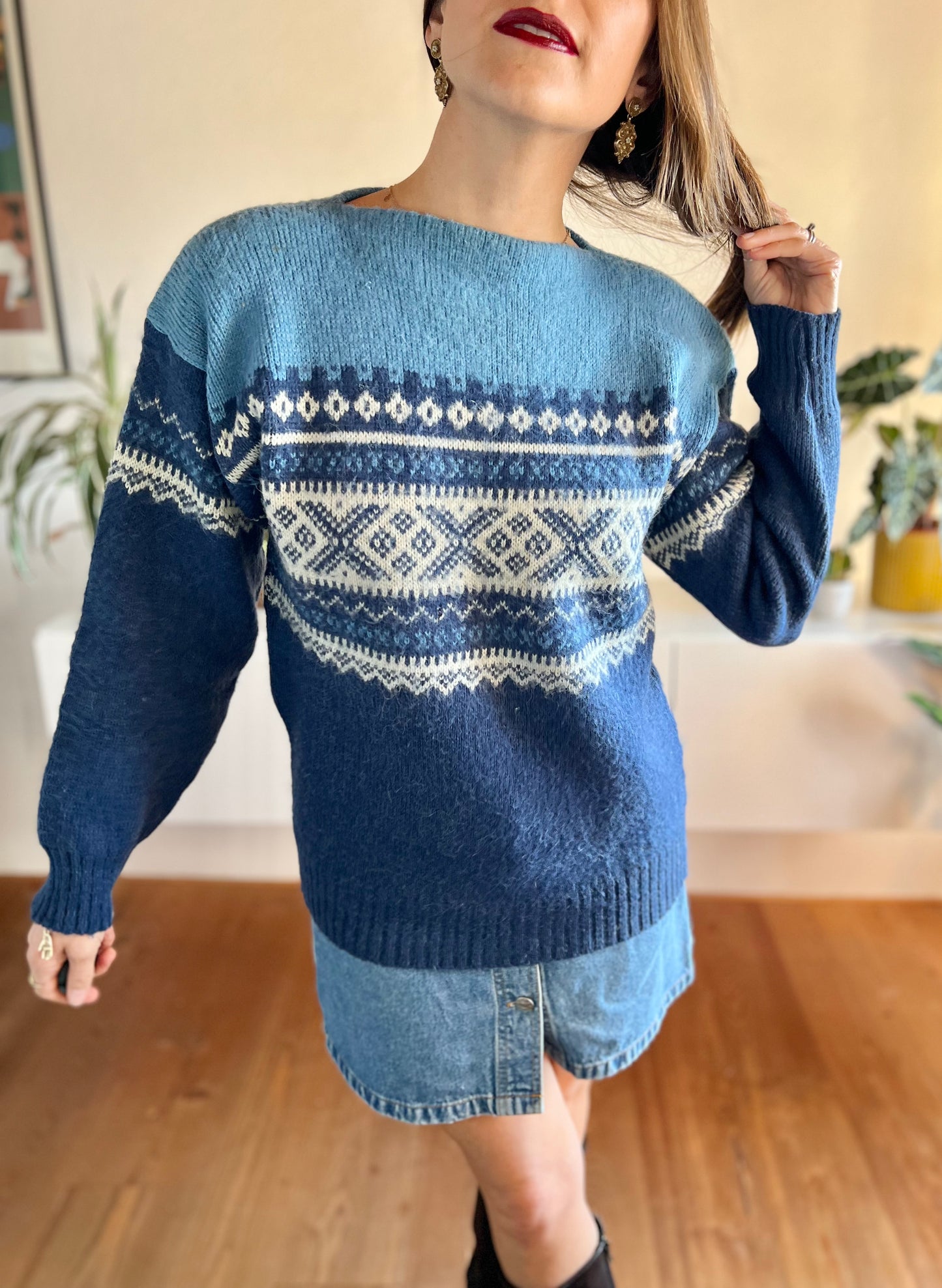 1970's vintage two tone blue fair isle wool pullover