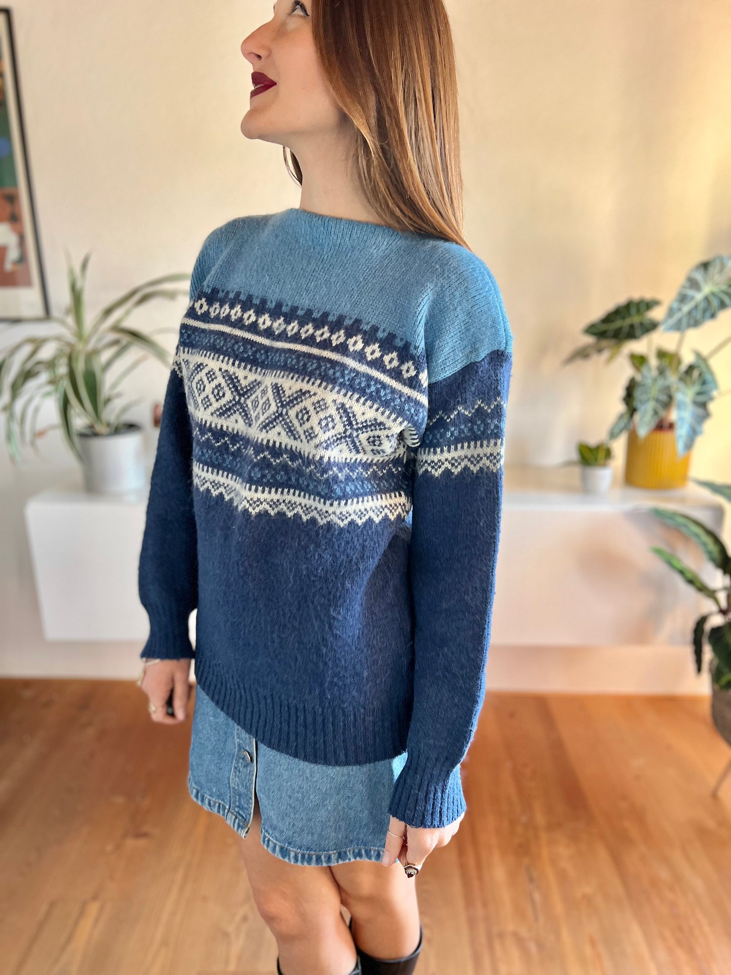 1970's vintage two tone blue fair isle wool pullover