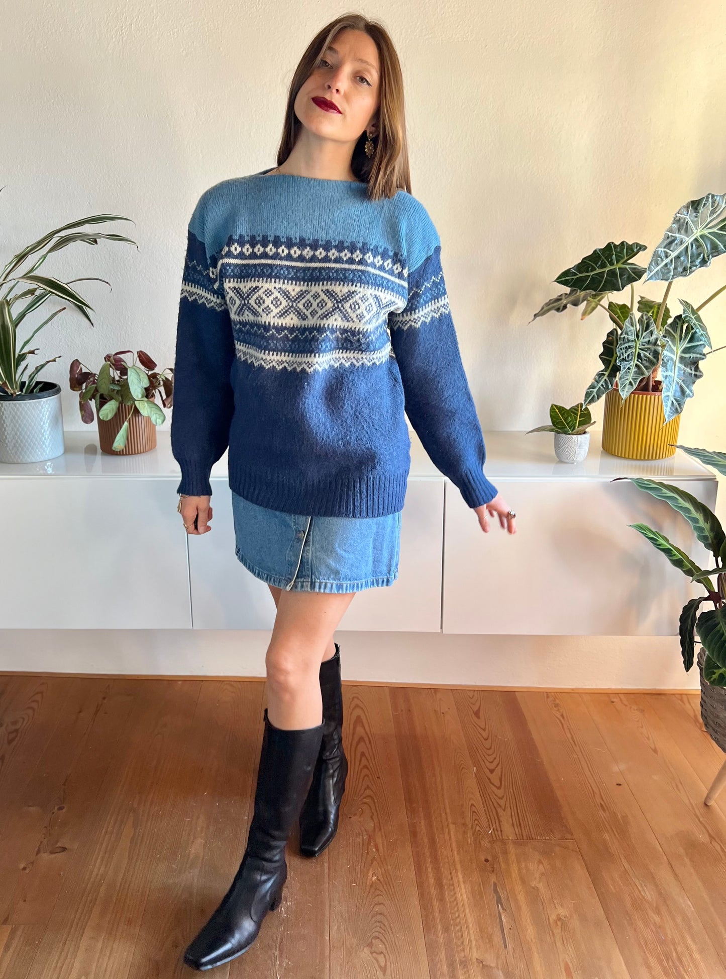 1970's vintage two tone blue fair isle wool pullover